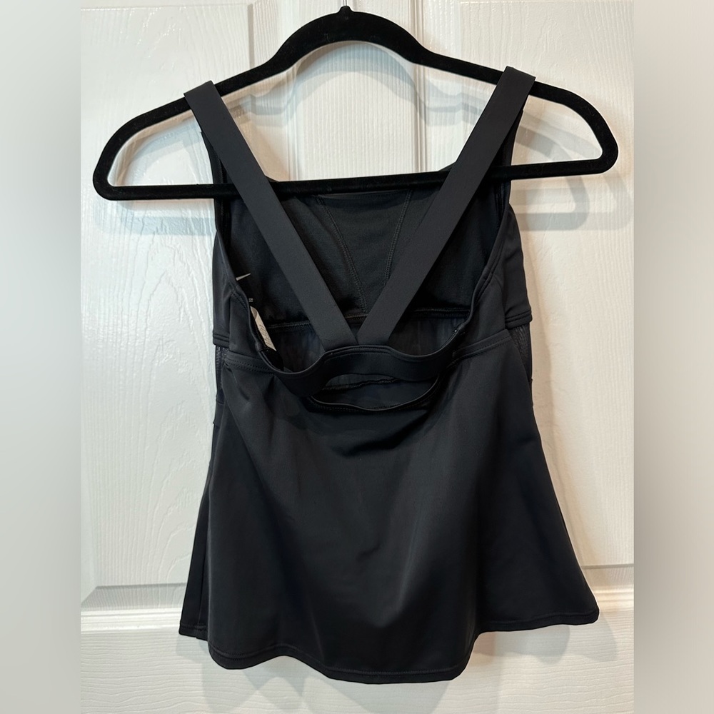 Like New Nike Sport Tank w Built in Bra Size Small. Black w Sheer Front Sections - Picture 11 of 13